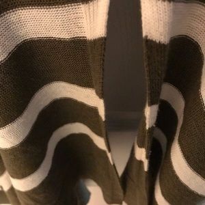 Talbots 100% Linen Green and White Cardigan Large